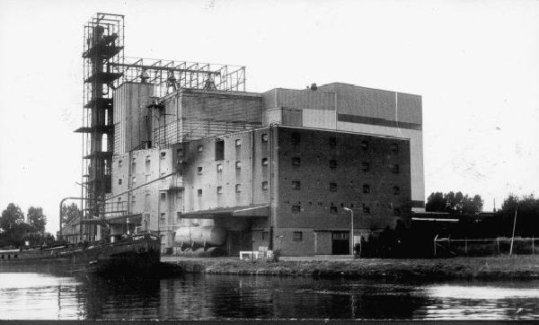 veevoederfabriek Steenbergen en Van Brink