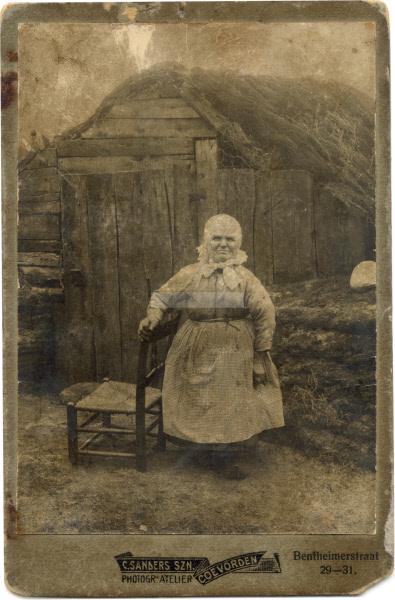 Kleinste vrouw Schuinesloot