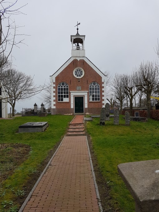 kerkje Eppenhuizen ver